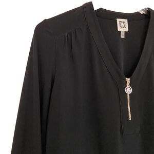 ANNE KLEIN Black Knit Gold Logo Zip 3/4 Sleeve Top Women's Size S Comfy Office